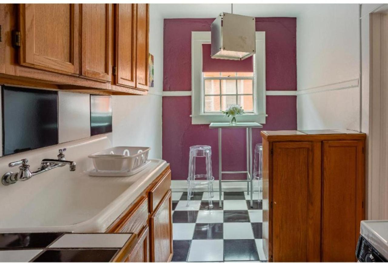 King Bed Walk To Downtown Διαμέρισμα Σεϊρασότα Εξωτερικό φωτογραφία